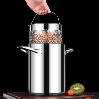 China Drop Shipping Sustainable 304 Stainless Steel Asparagus Pot Noodle Pot Tempura Fryer Pot With Perforated Basket for sale