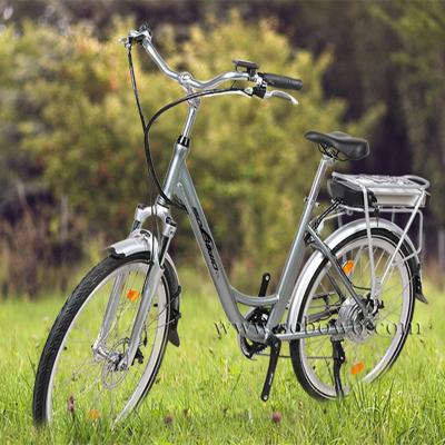 China Long Range Standard Lightweight Electric Bike Motor Rear Drive 26 Inch City Electric Bicycle for sale