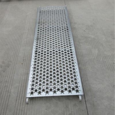 China Modern Catwalk Customized Scaffolding Mesh Plank Scaffolding Catwalk With Hooks for sale