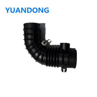 China Auto Air Filter Intake Hose Engine Air Intake Hose 13881-65D00 Hose Air Duct For Suzuki for sale