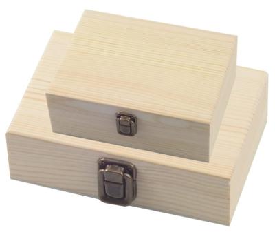 China Handmade Custom Pine Hinged Lid Storage Box Gift Wooden Solid Wooden Packing Box for sale