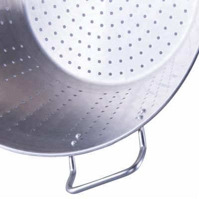 China Viable kitchen mesh stainless steel hotel kitchenware uesd large fruit vegetable colander with handle for sale