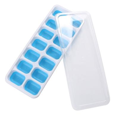 China Sustainable Covered Ice Cube Tray Set With 14 Flexible Rubber Plastic Cube Molds Kitchen Ice Cube for sale