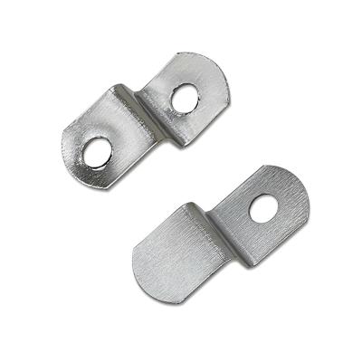 China Iron 13x27 13x28mm Z Shaped Right Angle Metal Table Brackets Corner Silver Code for sale