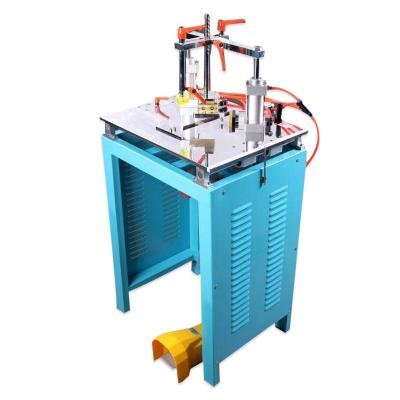 China Full automatic building material stores nailing machine with pneumatic intelligent joint splint CNC machine for sale