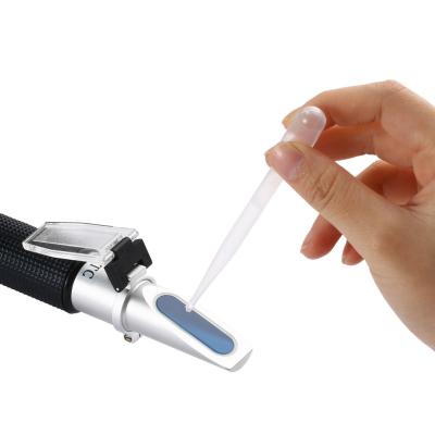 China 0-10% Brix Hand Held Sugar Refractometer Soft Rubber Eyepiece For Comfortable Viewing for sale