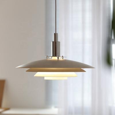 China Dining room table island kitchen shade white metal hanging lamp Nordic modern pendant light fixture E27 modern decorative simple bar counter for sale