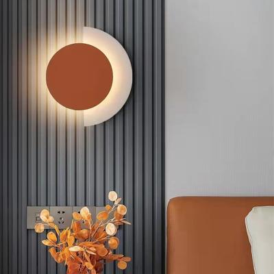 China Modern Decorative Sconce Wall Lamp Bedside Bedroom Wall Mounted Light In The Living Room Creative Round Wall Lamp for sale