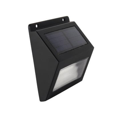 China Aniti-UV Factory Direct Sales Ip65 Outdoor Home Waterproof Fence Deck Garden Lamp Led Solar Wall Light for sale