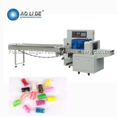 China SUS304 CLOTHING Touch Screen Paraffin Wax Slurry Packing Machineahmedabad for sale