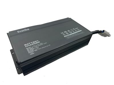 Chine ECOLTO Smart 4 cordes batterie au lithium fer 14,6V 50A LTO LiFePO4 chargeur de batterie à vendre