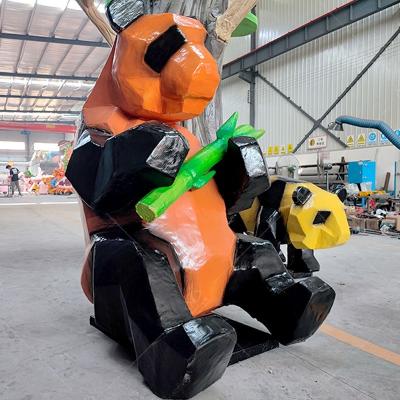 China Decoratie Animatronische aangepaste gesimuleerde panda model Oranje kleur Te koop