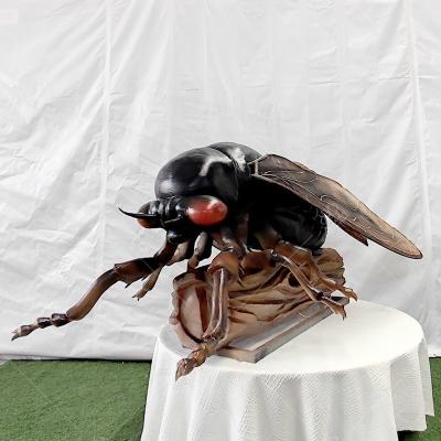 China Mechanical Animated Animatronic Insect Model Hissing Cockroach Cicada for sale