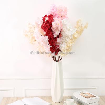 China H161 2021 Hot Selling Romantic Silk Hot Selling Dense Japanese Cherry Blossom Hotel Wedding Artificial Flower Cherry Rose Flower Home Decor for sale