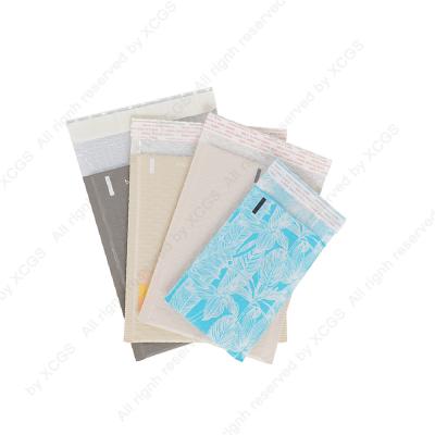 China Shock Resistance Customized Waterproof Package Envelope Padded Poly Mailer Bags | Cute Pattern Shoes Gifts Shipping Bubble Envelopes Poly Mailers for sale