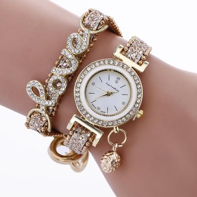 China Simple Wish New Color Alloy Diamond Hot Creative Luxury Valentine Bracelet Watch Student Ladies Watch for sale