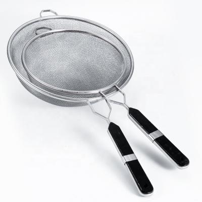 China High Quality Sustainable Good Mesh Strainers With Wooden Handle Stainless Steel Kitchen Strainer for sale