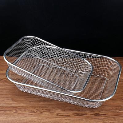 China Eco-friendly Kitchen Colander Wash Rice Fruit Vegetable Drain Basket Kitchen Metal Wire Baskets for sale