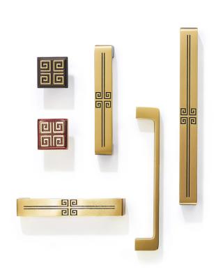 China Easy Installation Vintage Brass Cabinet Knobs With Resin Inlay Kitchen Door Gold Cabinet Pulls for sale