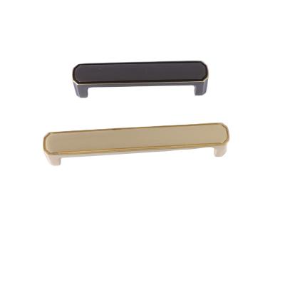 China Easy Installation Customized High Quality Modern Brass Kitchen Furniture Drawer Cabinet China Large Cabinet Pull Handle for sale