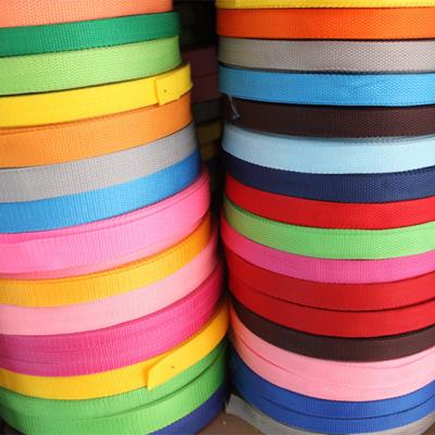 Cina Good Quality Durable Test 50mm Polypropylene Webbing PP Webbing Strap For Bags Side Overlock in vendita