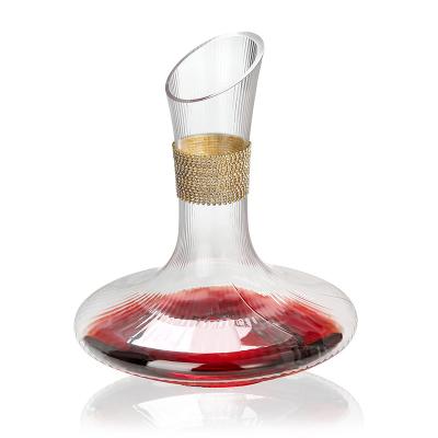 China Wholesale Customized Viable Crystal Red Wine Decanter 52.8oz Diamond Pinstripes Round Shade Single Clear Glass for sale