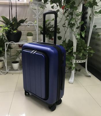 China Lightweight Hard Shell Carry On Suitcase Factory 2020 New Design Fashion ABS PC Material Carry On Suitcase With Front Pocket for sale