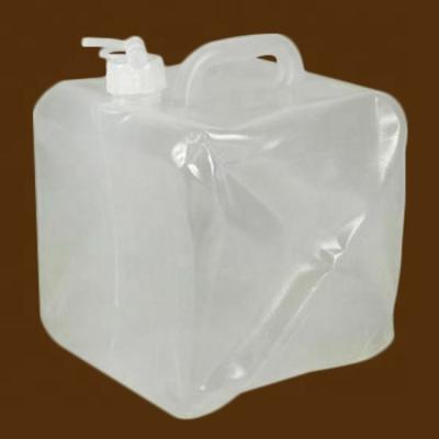 China Collapsible Plastic Beverage Jerry Cans for sale