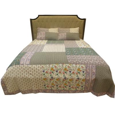 China Innovative Anti-Static Quilting Set Cotton Fabric Bed Throws and Handmade Quilts Cotton Patchwork Comforters for sale