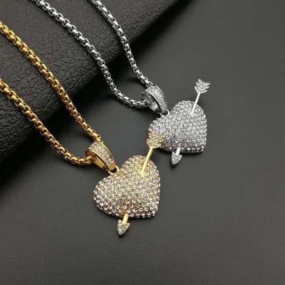 China Hiphop Hip Hop Jewelry Stainless Steel Gold Plated Diamond Arrow Czech Rhinestone Heart Pendant Necklace for sale