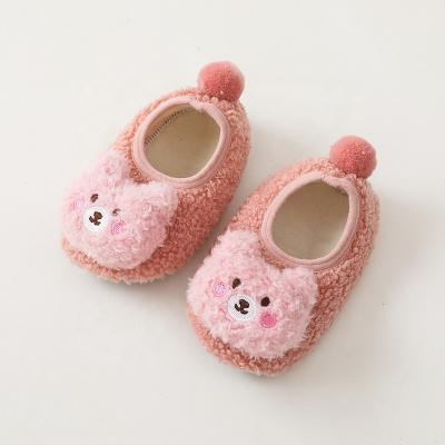 China Antibacterial Rubber TPR Insoles 3d Floor Baby Boy Toddlers And Girl Warm Winter Fluffy Cute Indoor Baby Socks Newborn Shoes for sale