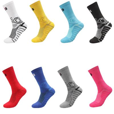 China Custom Mens Sports Crew Basketball Socks Anti-Slip for sale