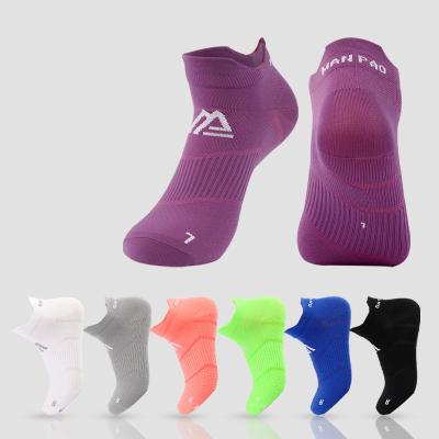 China Unisex Custom Hot Selling Breathable Sports Ankle Socks for sale