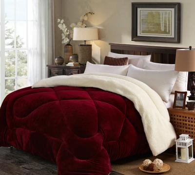 China Cheap Price Home Comforter Quilted Velet Patchwork Velvet Red Color Sherpa Fleece Comforter Design Soft New Style Comforter for sale