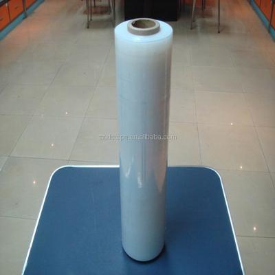 China Moisture Proof 23mic X 500mm X 450m 4Roll/ctn LLDPE Transparent Stretch Film for sale