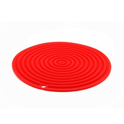 China Universal Heat Resistant Microwave Viable Silicone Mat As Seen On The Shark Tank Splash Guard Trivet Hot Pad Potty Holder Minimize Mess for sale