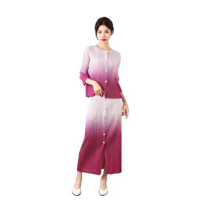 China Anti-Static Custom Design Women's Dresses Pleated Top And Base Shirts Two Piece Set Muslim Women Long Pleated Dress for sale