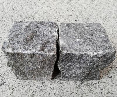 China Cheap Black Granite Or Basalt Granite Cube Stone For Pavers for sale