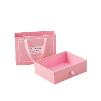 China Recycled Materials Paper Eco-Friendly Clear Magnetic Collapsible Gift Cardboard Cosmetic Packaging Boxes Wedding Gift Boxes for sale