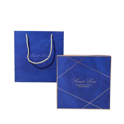 China Recycled Materials Paper Shopping Bags With Handles Birthday Paper Bag Paper Envelope Bag for sale