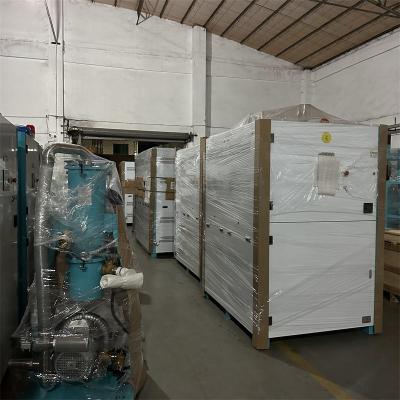 中国 1000kg Hopper Capacity Industrial Dehumidification System For Varied Power Moisture Control 販売のため