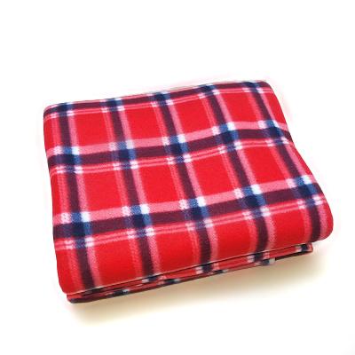 Κίνα Anti-Static Wholesale Black Red Color Block Wool Blanket Promotion Plaid 100% Polyester Fleece Blanket προς πώληση