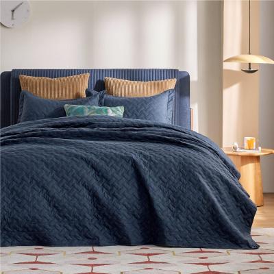 China Anti-Static Polyester Modern Herringbone Quiltting Bed Cover Coverlet Soft Washable King size Navy Blue Quilt Set for sale