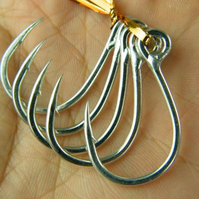 China Outdoor Activities Fishing Spider Bass Scale Big Jigging Hook 10 Pcs Fish Hair Clip Interesting Triple Shovel With Feather Hook Fishes for sale