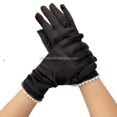 China Wrist Length Wedding Pearl Satin White Full Finger Elegant Short Gloves for sale