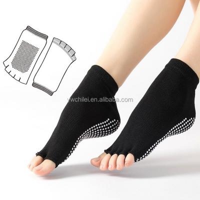 China Women's Low Rise QUICK DRY Half Toe Grip Non-Slip For Yoga Pilates Barre Toe Ballet Socks for sale