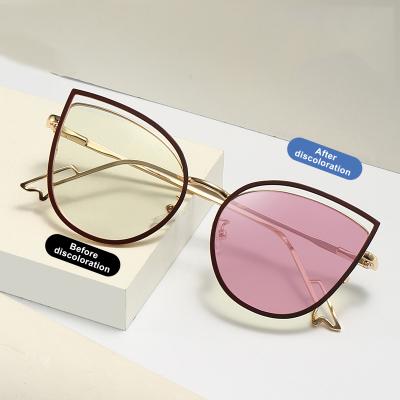 China Luxury Women SKYWAY Sunglasses Fashion Oversized Cat Eye Frame Anti Blue Light Blocking Photochromic Glasses Frames for sale