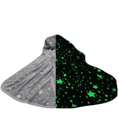 China Folded Soft Printed Polyester Stars Color Flannel Fleece Gray Glow In Dark Blanket for sale