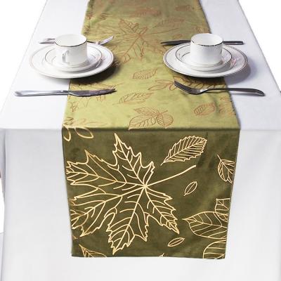 China Best Welcome Fashion Soft Custom Table Decorative Snowflake Table Rubbers Low MOQ For Christmas Weeding for sale