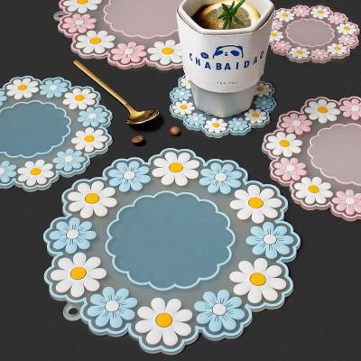 China Viable Wholesale Colorful Flowers Silicone Drink Coasters Cup Pad Anti-Slip Mat for sale